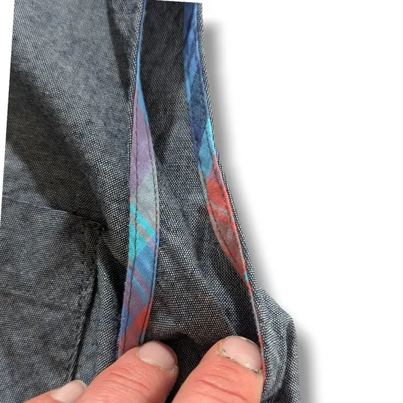 NWT WOMEN'S FIELD & STREAM SLEEVELESS MEDIUM SL CHAMBRAY TOP - Picture 6 of 13